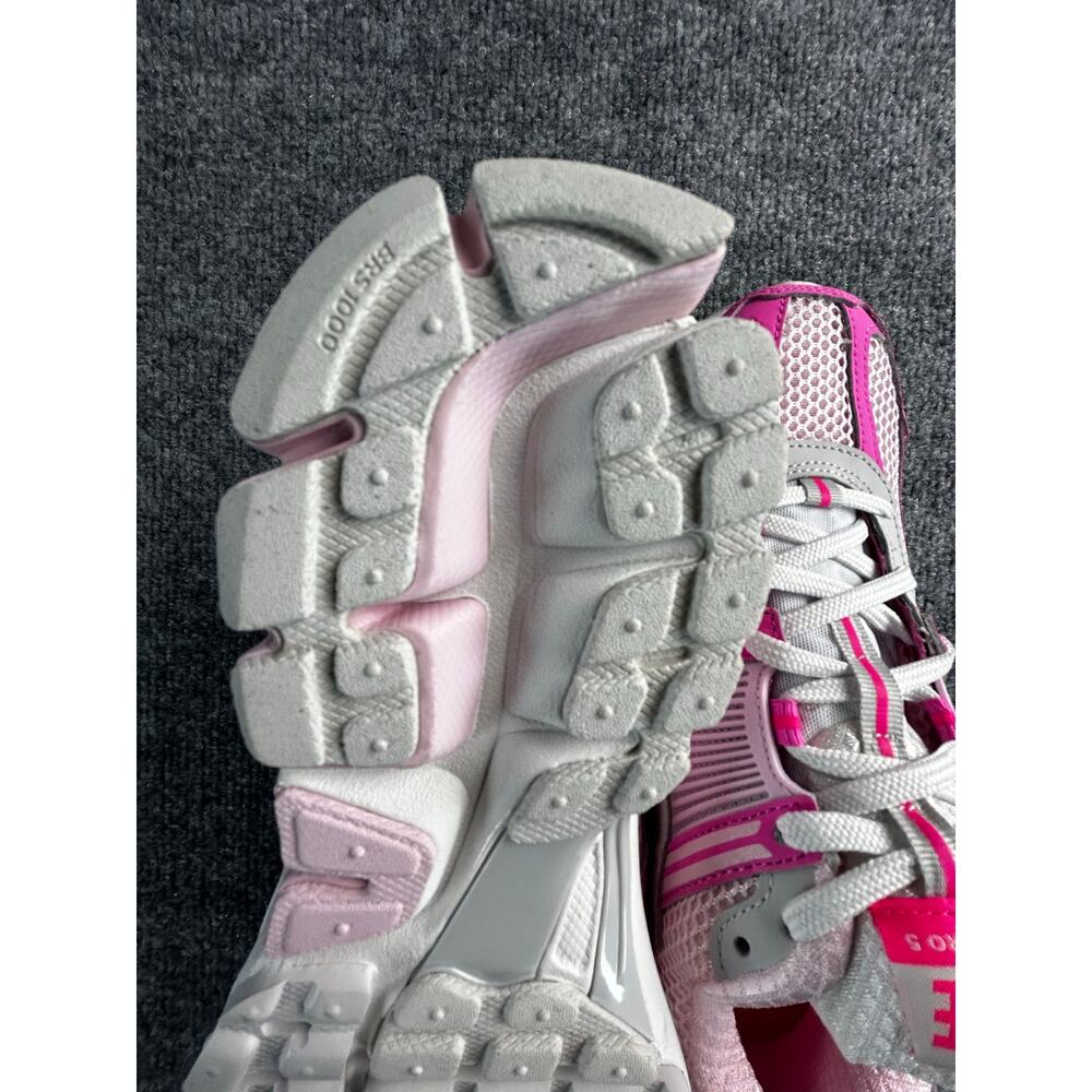 Nike Vomero 18 Women's Running Shoes Pink White Gray Size 8.5 New No Box - Picture 12 of 15